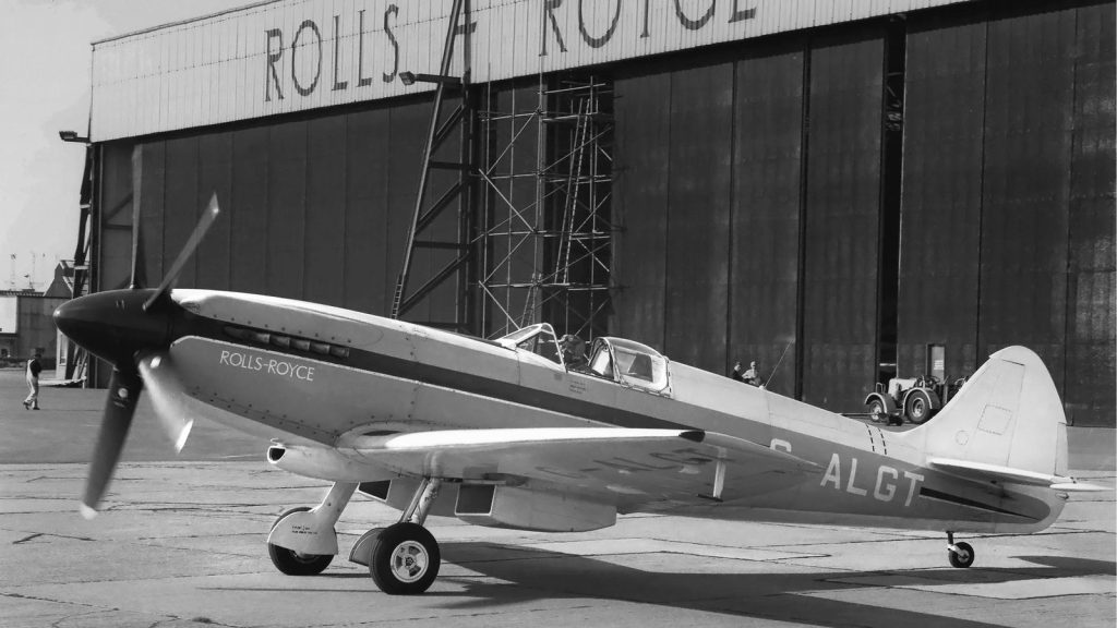 Spitfire ticking over outside 9 Hangar, 1968